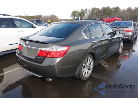 2013 Honda Accord Sport z USA, uszkodzony, nr VIN 1HGCR2F55DA095397